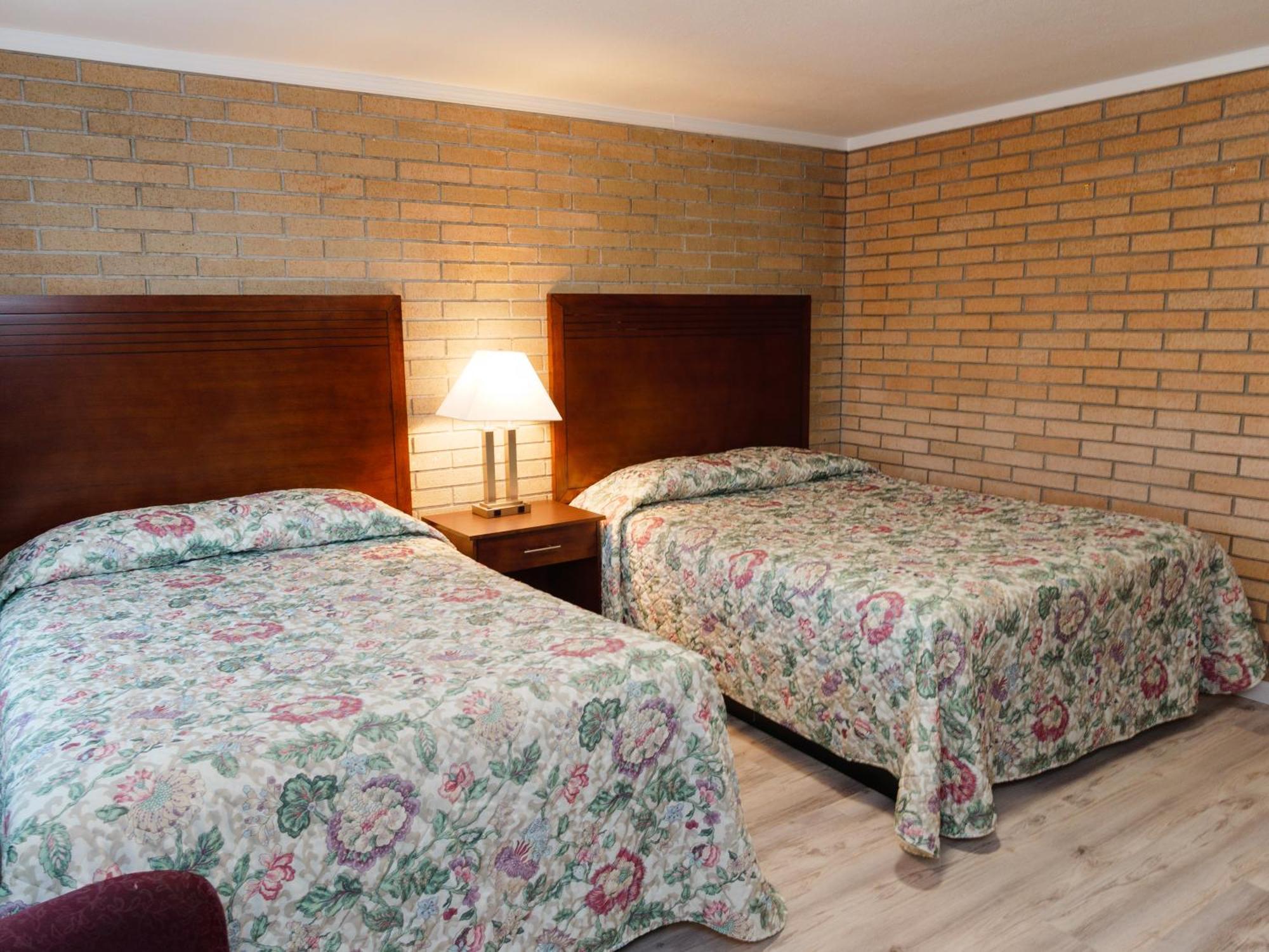 Sweet Home Inn Bagian luar foto