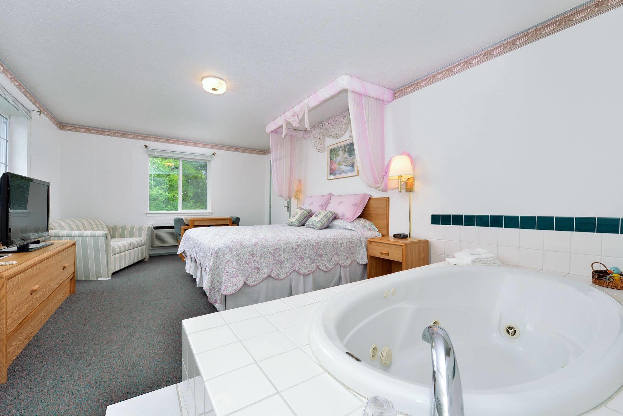 Sweet Home Inn Bagian luar foto